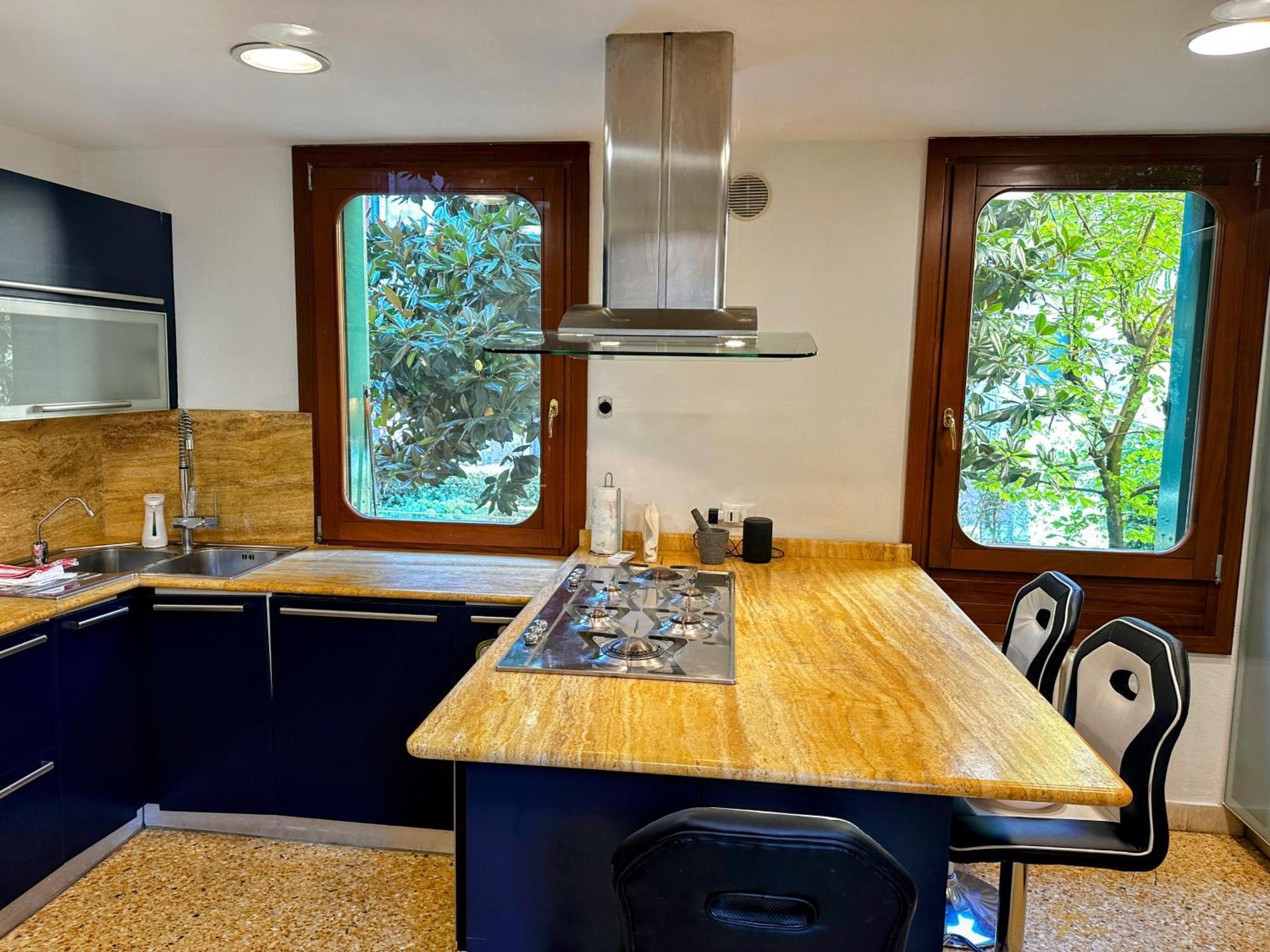 Apartamento Ca' Mandorla 027042loc09523 *